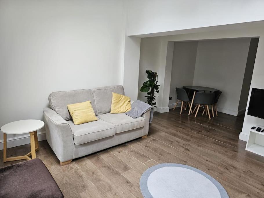 Beautiful Garden Flat Near Central Лондон Екстериор снимка